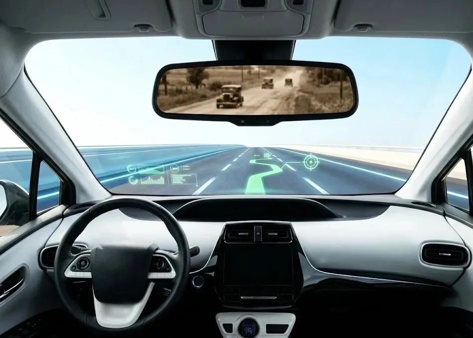 Diferencia conceptual entre mirar al pasado con la contabilidad y al futuro con el control de gestión